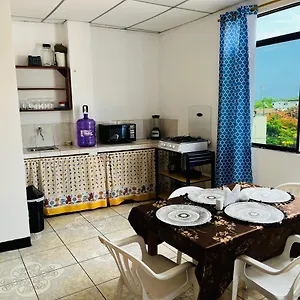 Apartamento Departamentos De Alquiler A 2 Cuadras Del Malecon Y Cerca Del Aeropuerto